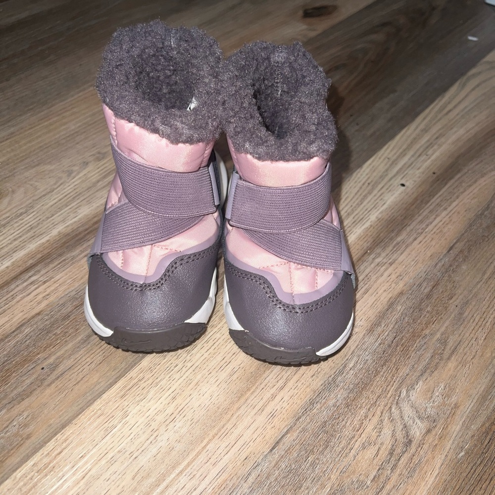 Nike Pink and Gray Toddler Boots